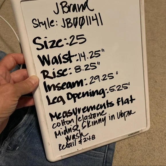 J Brand Mid-Rise Straight Leg Jeans in Utopia Wash - Picture 8 of 8